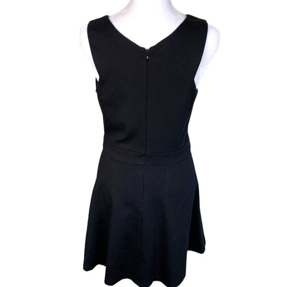 CeCe Womens Sz 4 Black Sleeveless Ponte Skater Dress with Midi Cutout - Picture 11 of 11